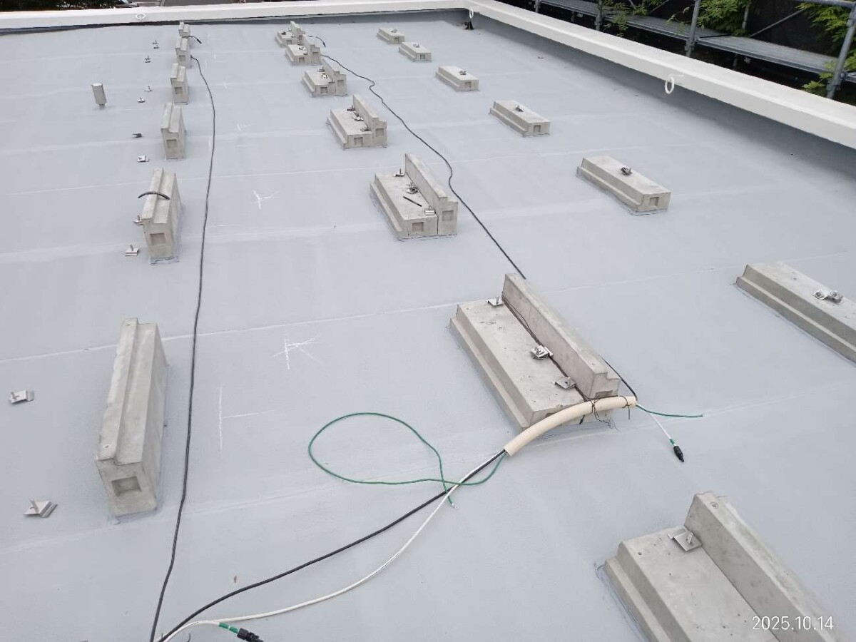 浦安市　マンション管理棟