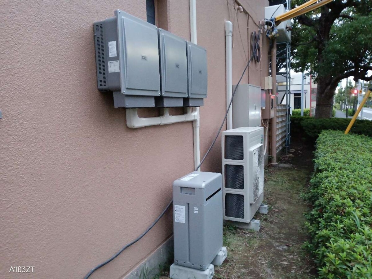 浦安市　マンション管理棟